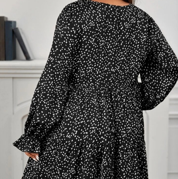 Boho Long Sleeve Print Flowy Ruffle Hem Dress - Picture 2 of 4